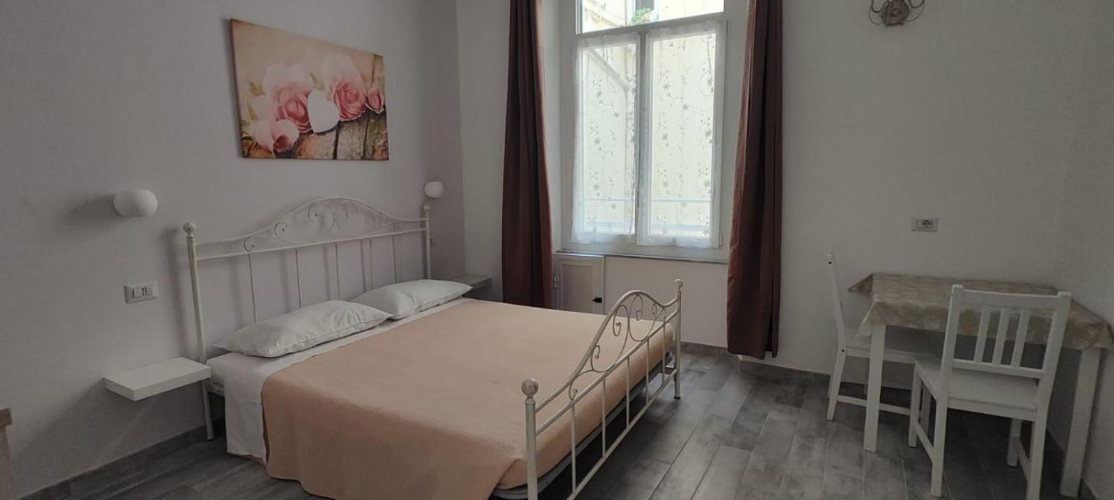 Le Quattro Stagioni Bed & Breakfast Genoa Exterior photo