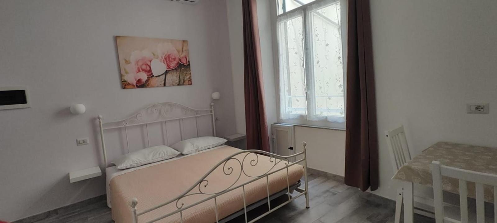 Le Quattro Stagioni Bed & Breakfast Genoa Exterior photo